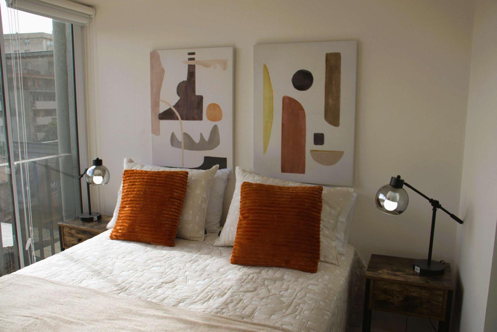 Hom I Nuevo Inmejorable En Centro De Apartamento Santiago