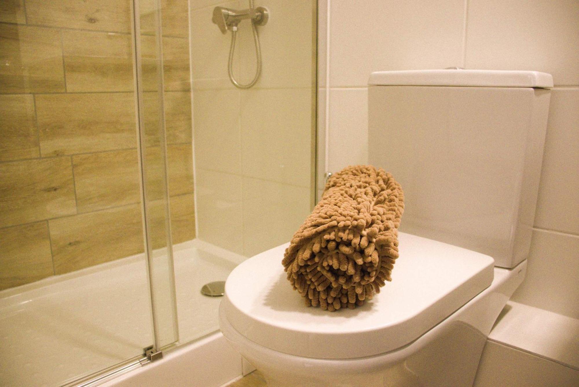 Hom I Nuevo Inmejorable En Centro De Apartamento Santiago